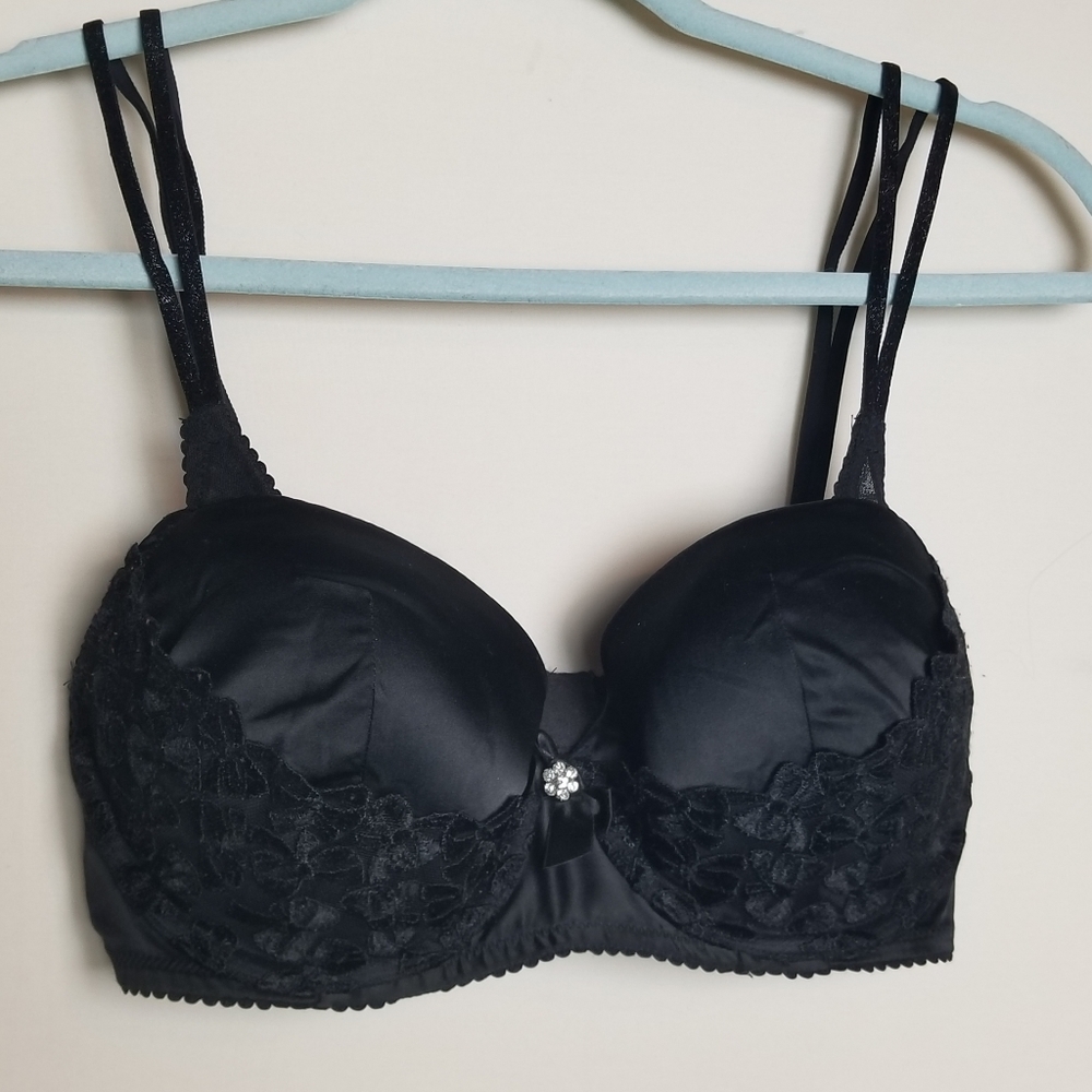 Victoria's Secret Black Very Sexy Balconnet 34D